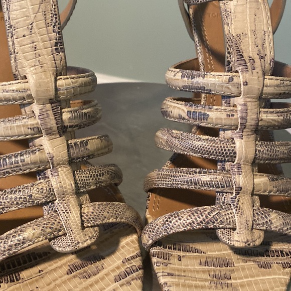 TORY BURCH LEATHER ANIMAL PRINT GLADIATOR SANDALS - Picture 3 of 11